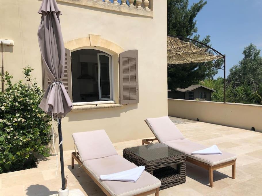 Appartement Dans Bastide A Saint Remy De Provence Екстер'єр фото